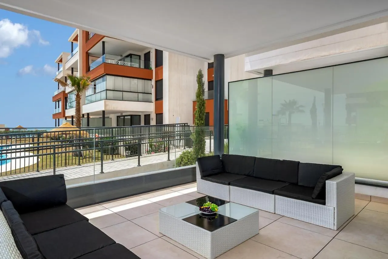 Fantastic Poolfront Apartment In Middel Views By Costarentals - Ref 161 Fuengirola 0*,  Spanyolország